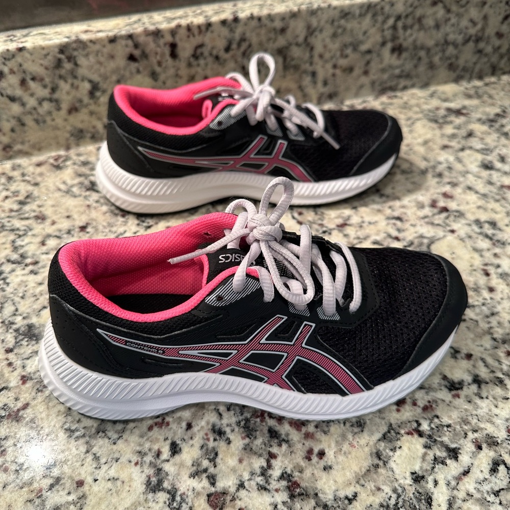 ASICS size 3 youth
